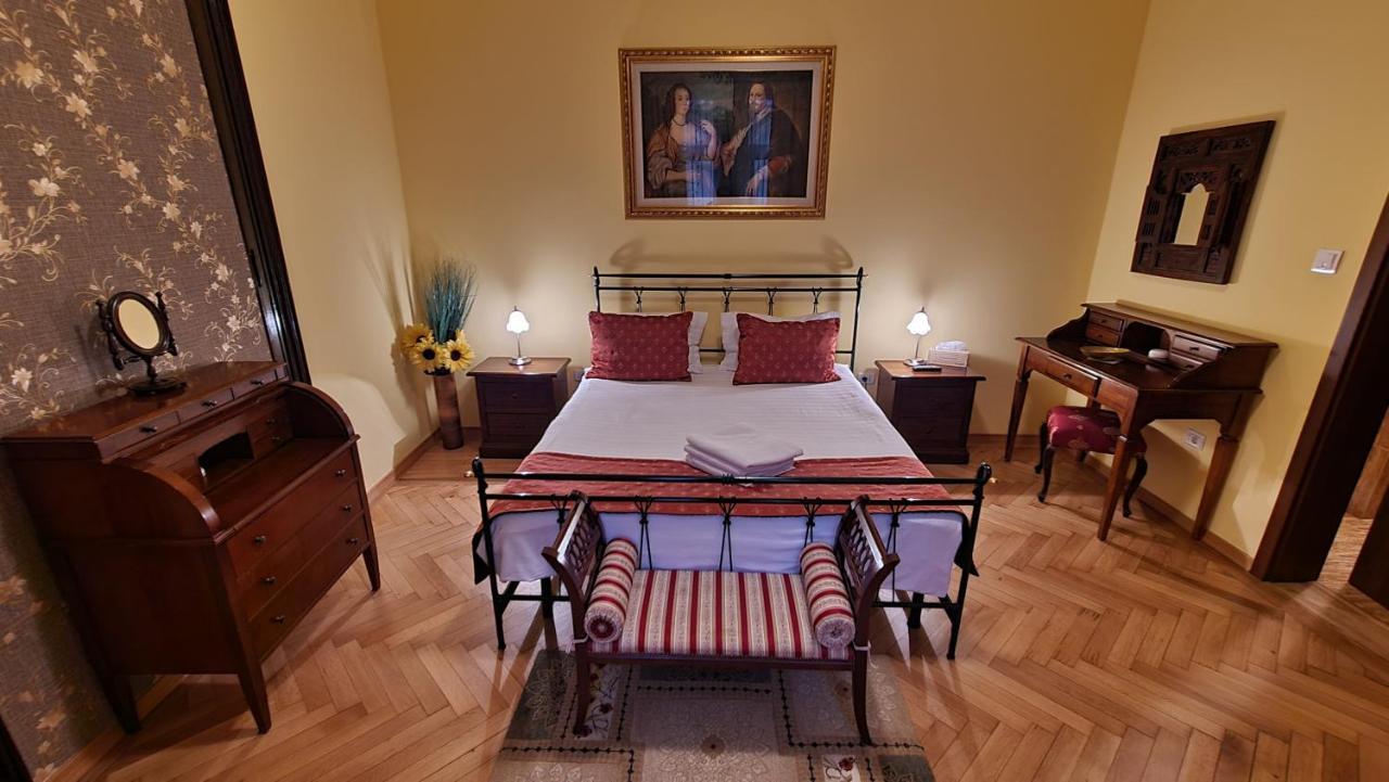 Hotel Casa Republicii Brașov Exterior foto