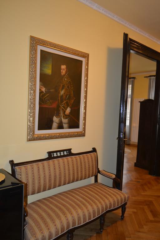 Hotel Casa Republicii Brașov Zimmer foto