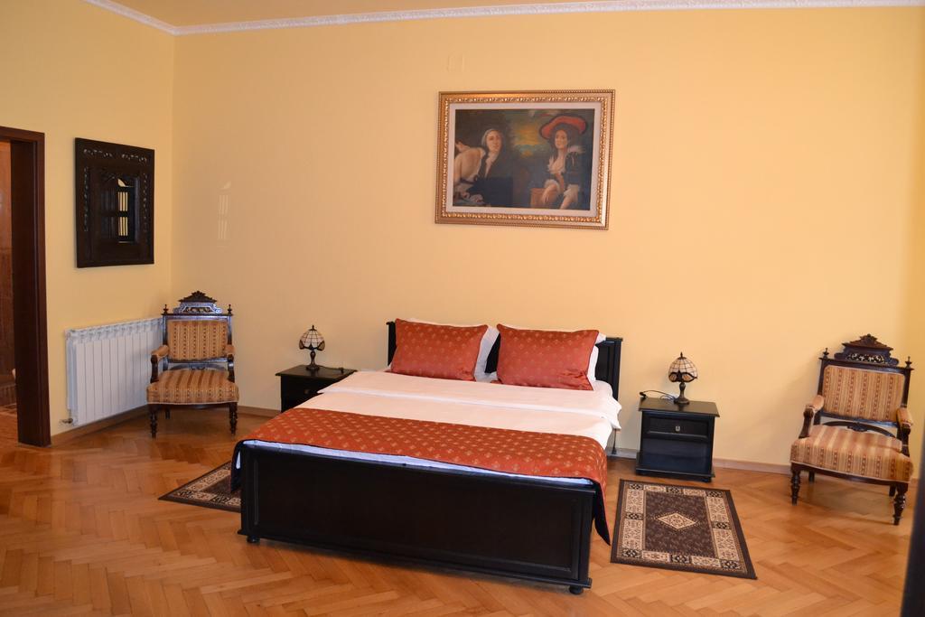 Hotel Casa Republicii Brașov Zimmer foto